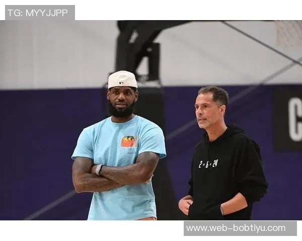 里斯詹姆斯在更衣室发挥重要作用成为球队管理的标杆人物