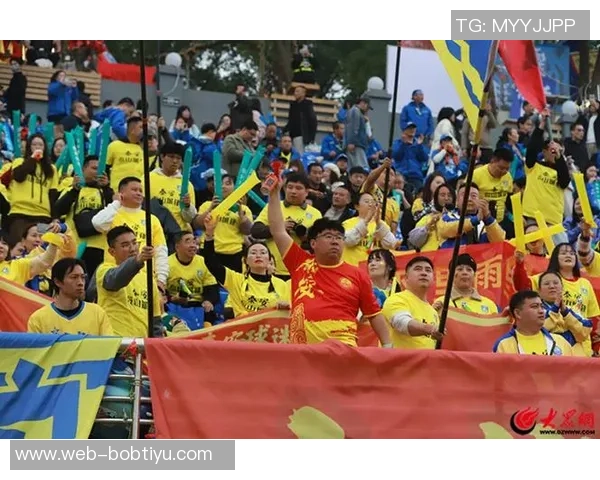 CMG群众足球邀请赛首场战平东道主永州与泰安2比2平局白云飞精彩梅开二度