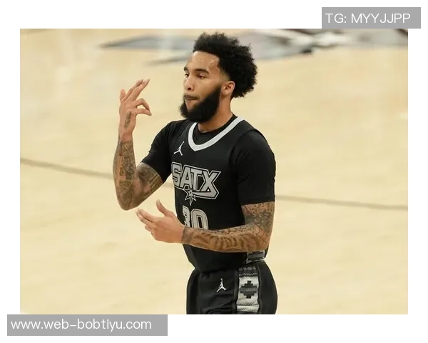 尚帕尼表现惊艳6投3中贡献13分11篮板三分球命中率高达60正负值22