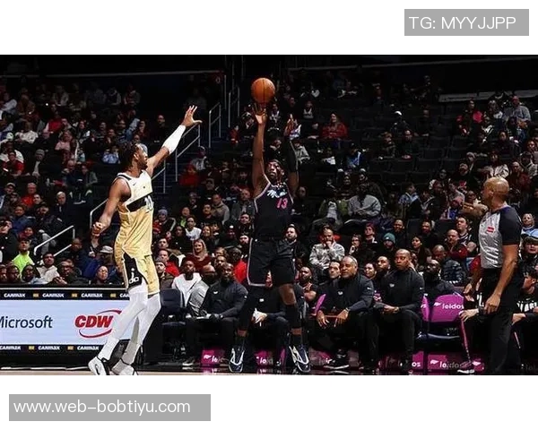 阿德巴约三分表现起伏17分8板展现出色防守能力